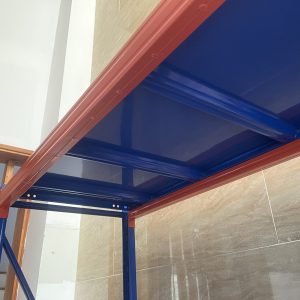 Mâm tôn tăng cứng của kệ trung tải 250kg/tầng.