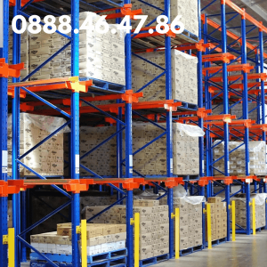 Lắp đặt kệ Drive-in tại miền Tây - Tăng sức chứa kho hàng