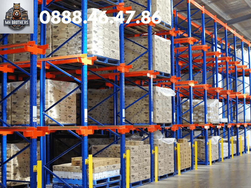 Kệ Drive-in miền Tây - Giải pháp lưu trữ hàng hóa Lắp đặt kệ Drive-in tại miền Tây - Tăng sức chứa kho hàng