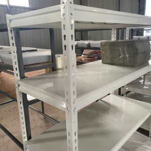 Chi tiết kệ V gài màu trắng MHBrothers