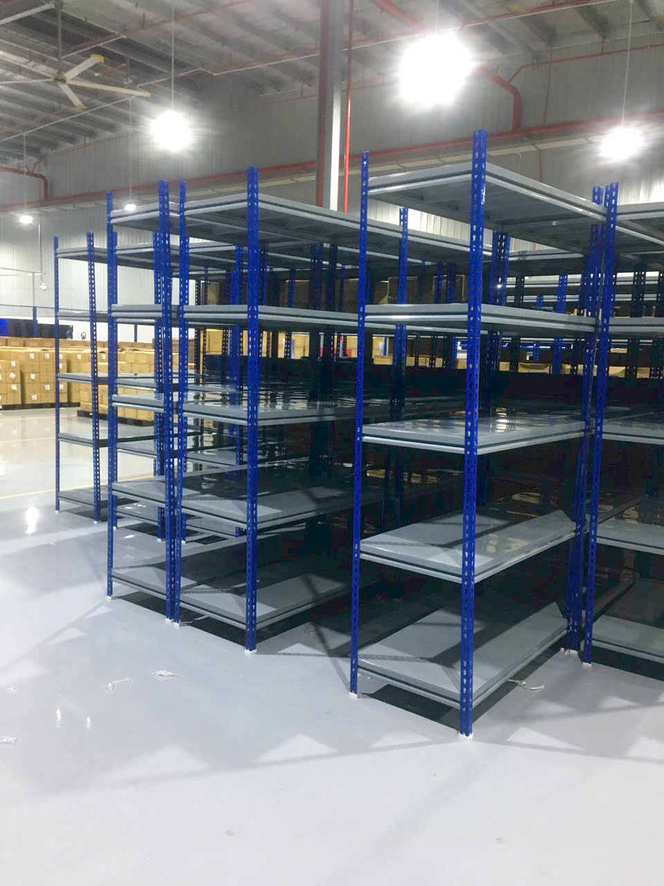 ke-trung-tai-5-tang-350kg
